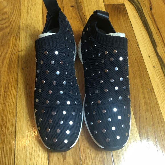 Dolce Vita Shoes - DOLCE VITA BRUNO slip on sneakers size 8 NWT
